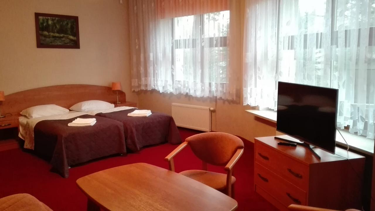 Osrodek Szkoleniowo - Wypoczynkowy Guzianka Hotel Ruciane-Nida Luaran gambar