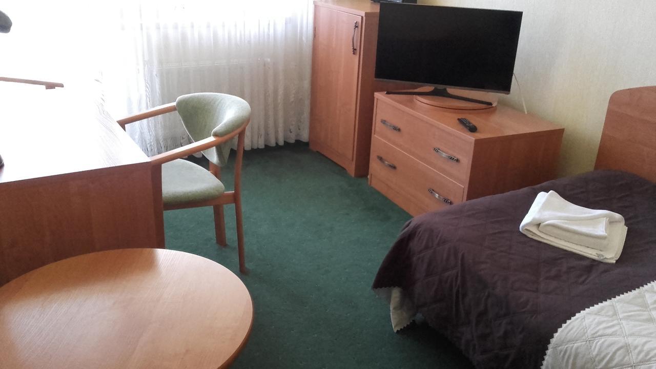 Osrodek Szkoleniowo - Wypoczynkowy Guzianka Hotel Ruciane-Nida Luaran gambar
